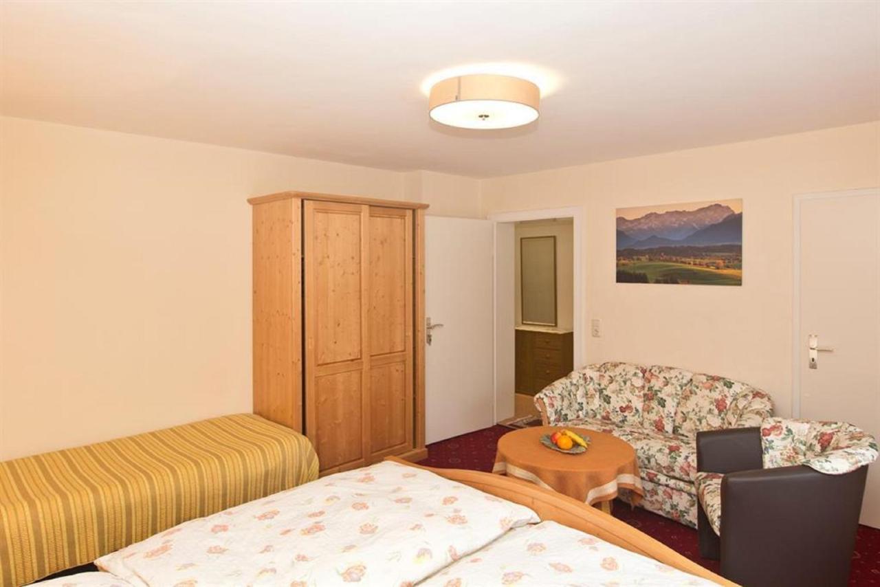 Gaestehaus Loedermann Garmisch-Partenkirchen Zewnętrze zdjęcie