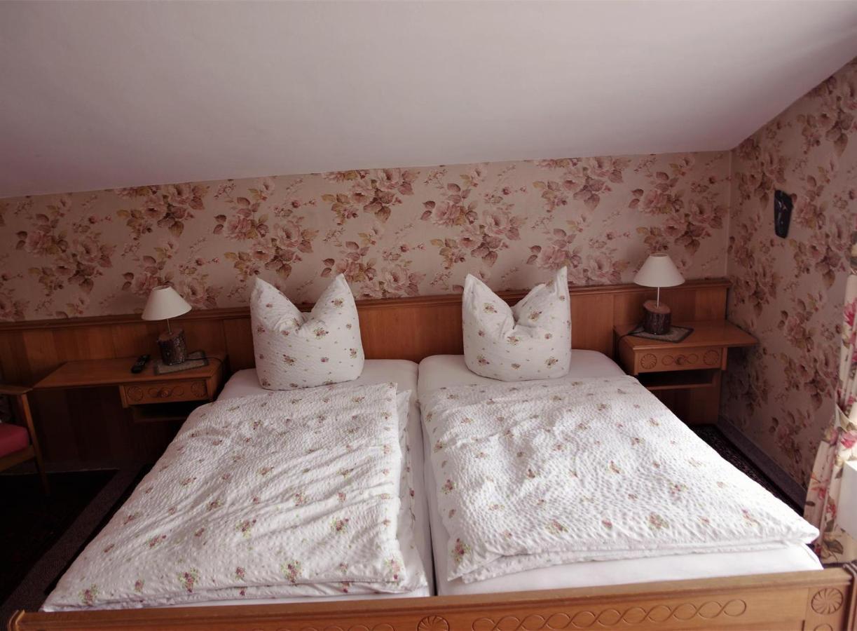 Gaestehaus Loedermann Garmisch-Partenkirchen Zewnętrze zdjęcie